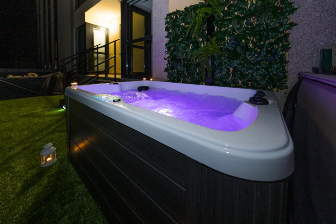 Garden Fisterra - Jacuzzi, Jardin Privado Y Vista Mar Apartment Luaran gambar